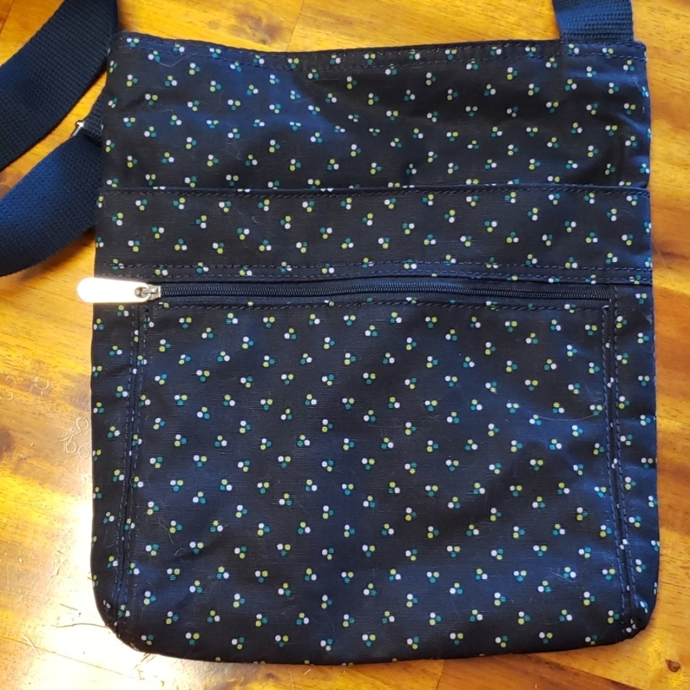 Thirty-one Organizing Shoulder Bag in Dot Trio